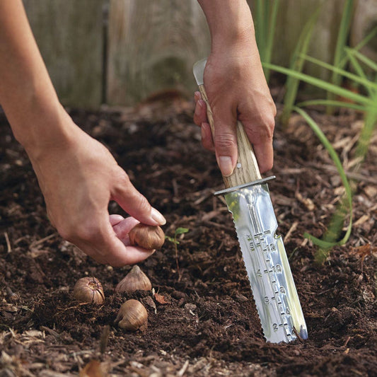 Fiskars® Hori Hori Multi-Purpose Planting Tool