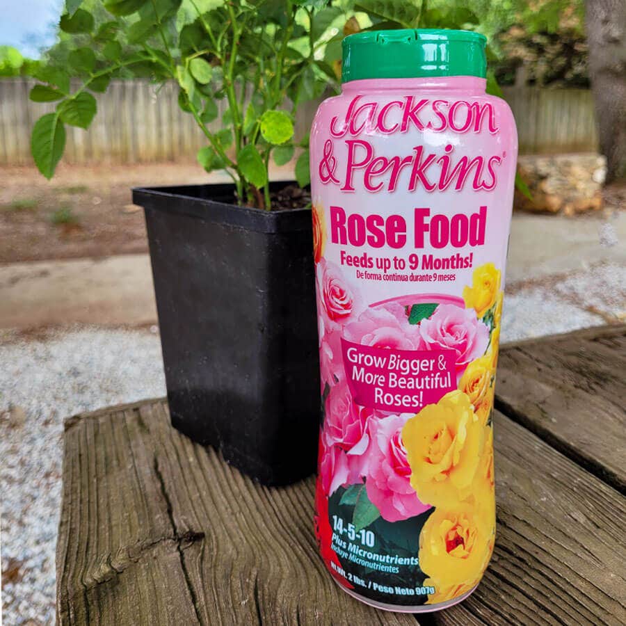 Jackson & Perkins® Dynamite™ Select Rose Fertilizer